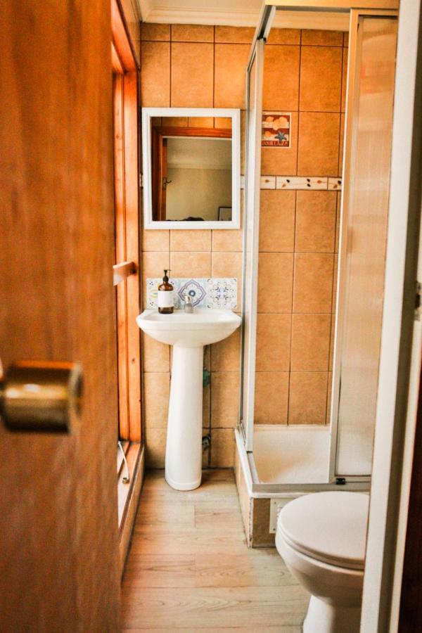 וואלפאראיסו Hostal Mito מראה חיצוני תמונה