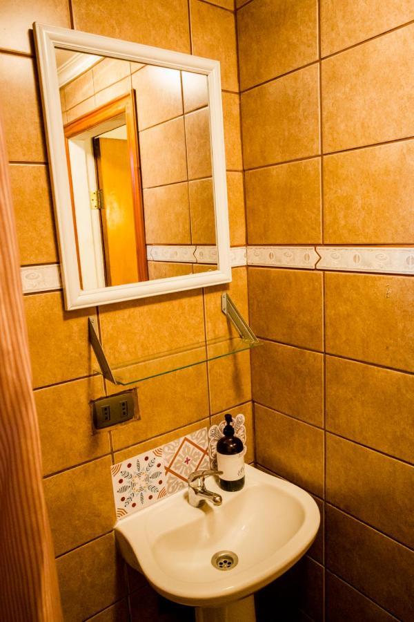 וואלפאראיסו Hostal Mito מראה חיצוני תמונה
